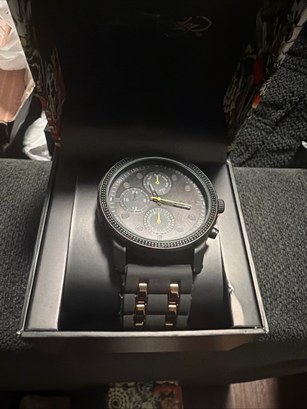 ED HARDY Men's Matte Black Watch with Round Face and Black Silicone Strap 50444